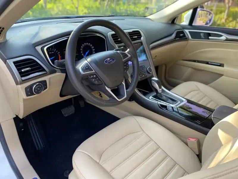 2013 Ford Mondeo 2.0L GTDi200 Luxury — миниатюра 25