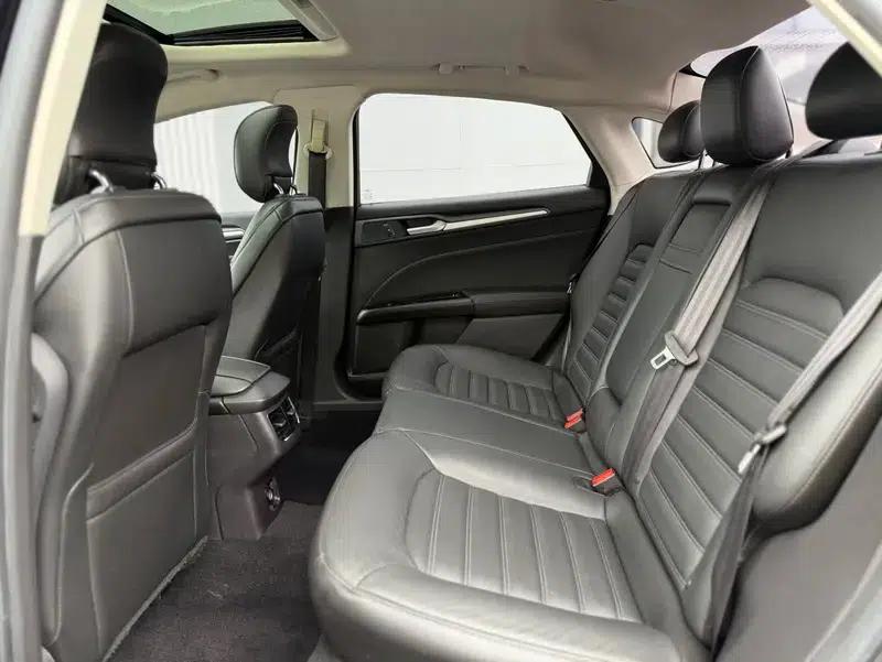 2013 Ford Mondeo 1.5L GTDi180 Fashion Edition — миниатюра 10