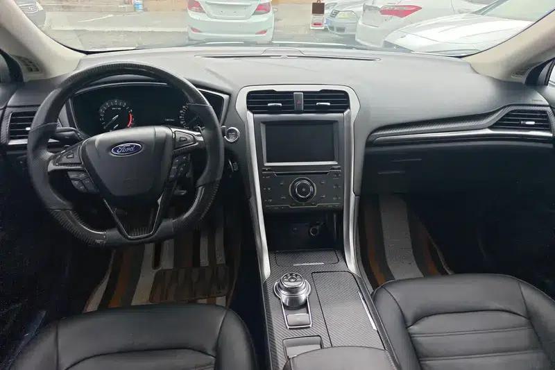 2017 Ford Mondeo EcoBoost 180 Luxury — миниатюра 15