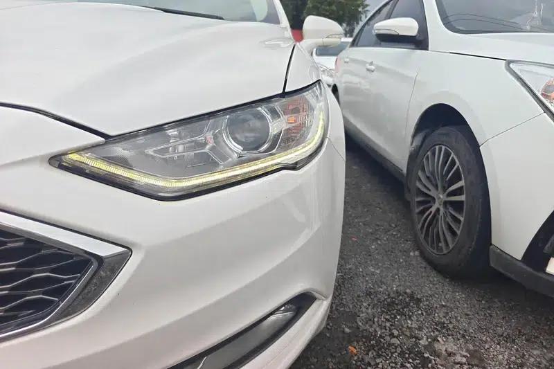 2017 Ford Mondeo EcoBoost 180 Luxury — миниатюра 5