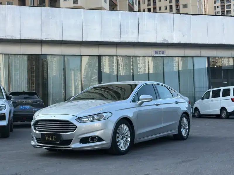 2013 Ford Mondeo 2.0L GTDi200 Fashion Edition — миниатюра 1