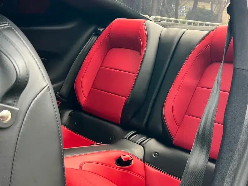 2020 Mustang 2.3T EcoBoost Obsidian Phantom Special Edition — миниатюра 18