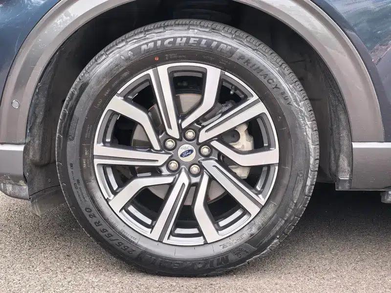 2023 Ford Explorer EcoBoost 285 AWD Titanium Edition 7-Seater — миниатюра 11