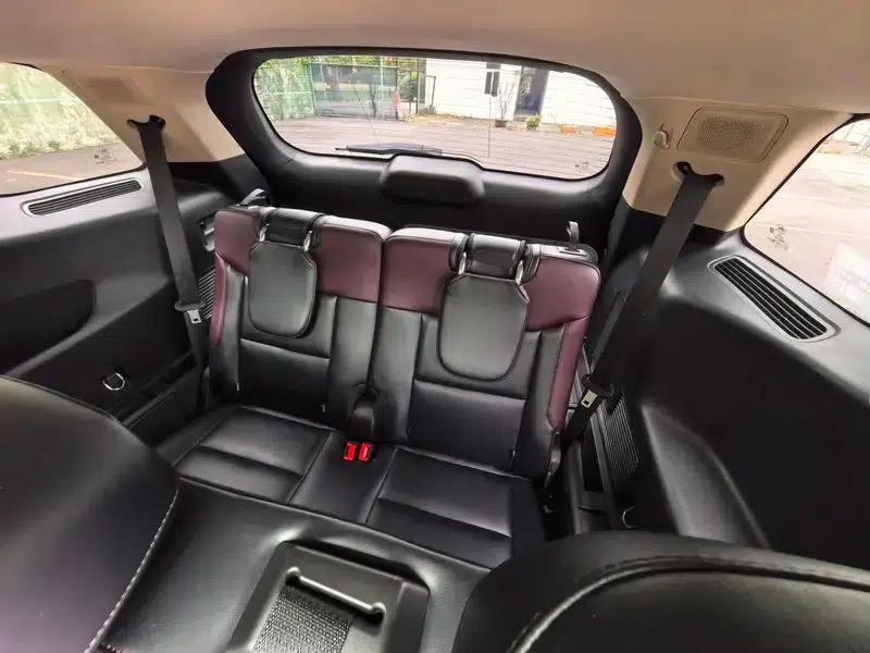 2023 Ford Explorer EcoBoost 285 AWD Titanium Edition 7-Seater — миниатюра 19
