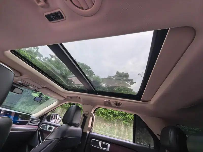 2023 Ford Explorer EcoBoost 285 AWD Titanium Edition 7-Seater — миниатюра 20