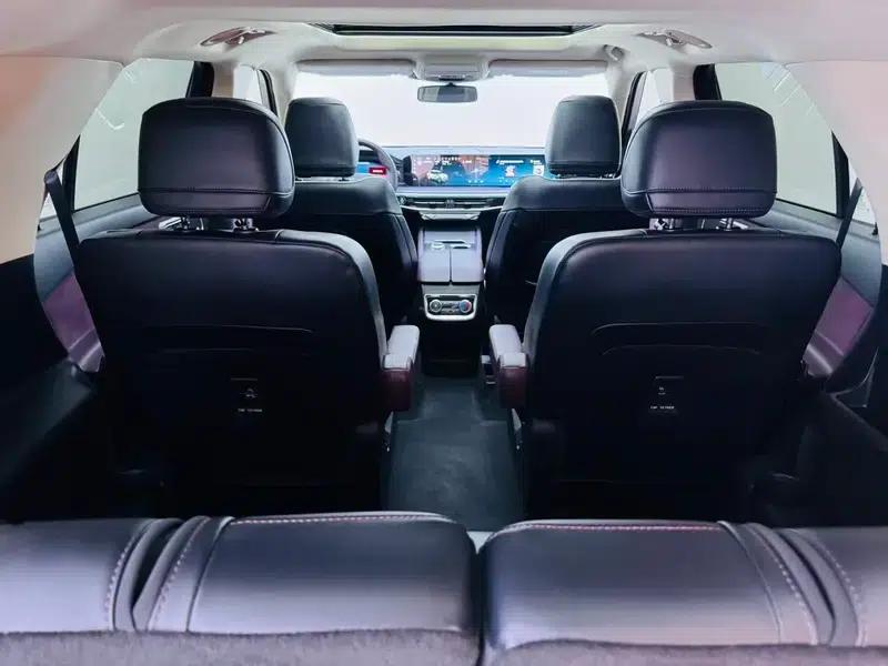 2023 Ford Explorer EcoBoost 285 AWD Titanium Edition (6-seater) — миниатюра 15
