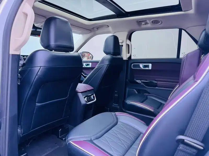 2023 Ford Explorer EcoBoost 285 AWD Titanium Edition (6-seater) — миниатюра 18