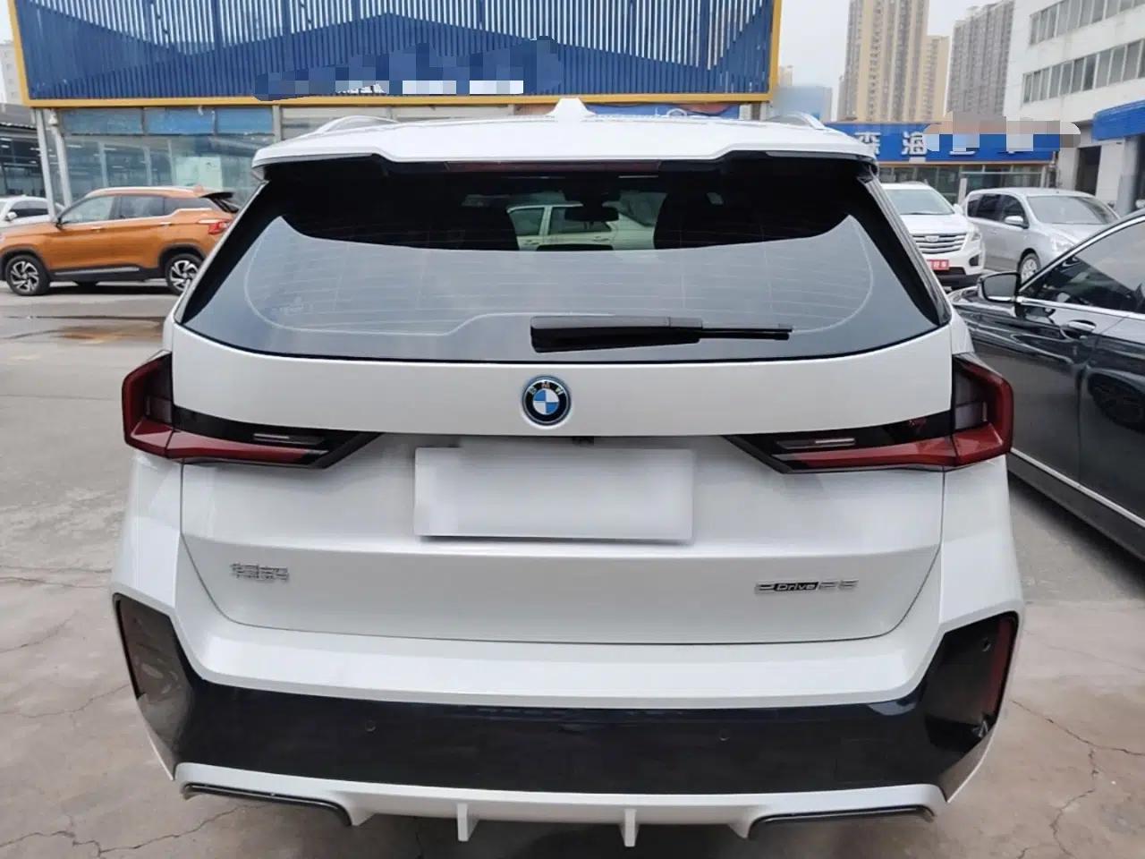 BMW iX1 2023 eDrive25L M Sport Package — миниатюра 5