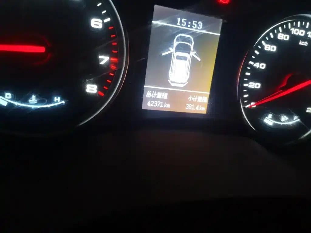 Refine R3 2018 1.6L Manual Deluxe Edition — миниатюра 13