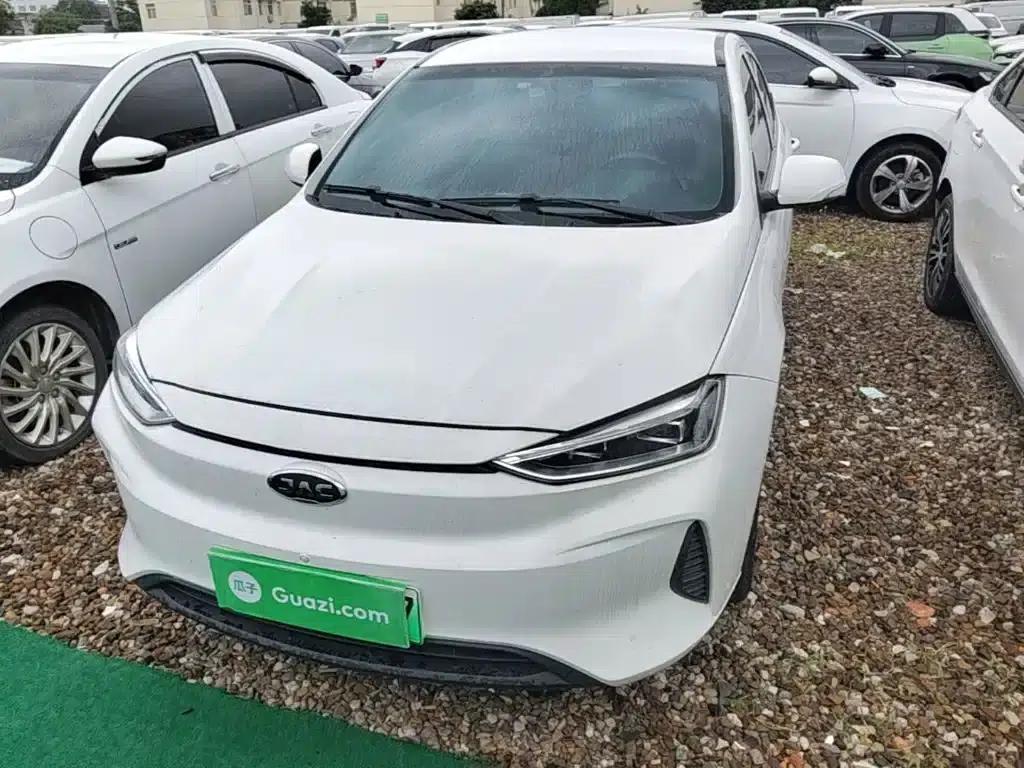 JAC iEVA50 2021 Battery Swapping Comfort Edition — миниатюра 3