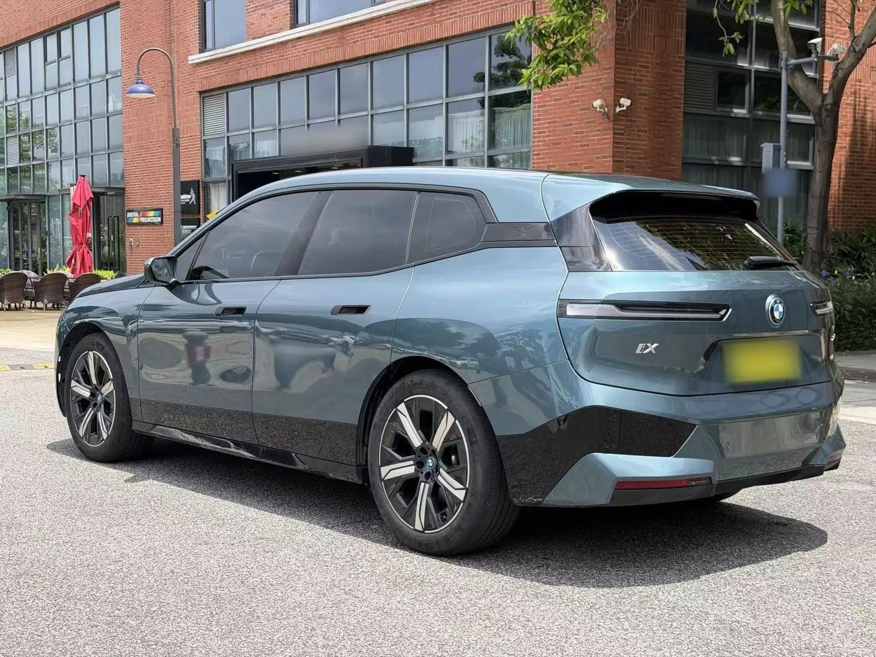 BMW iX 2022 xDrive40 — миниатюра 12