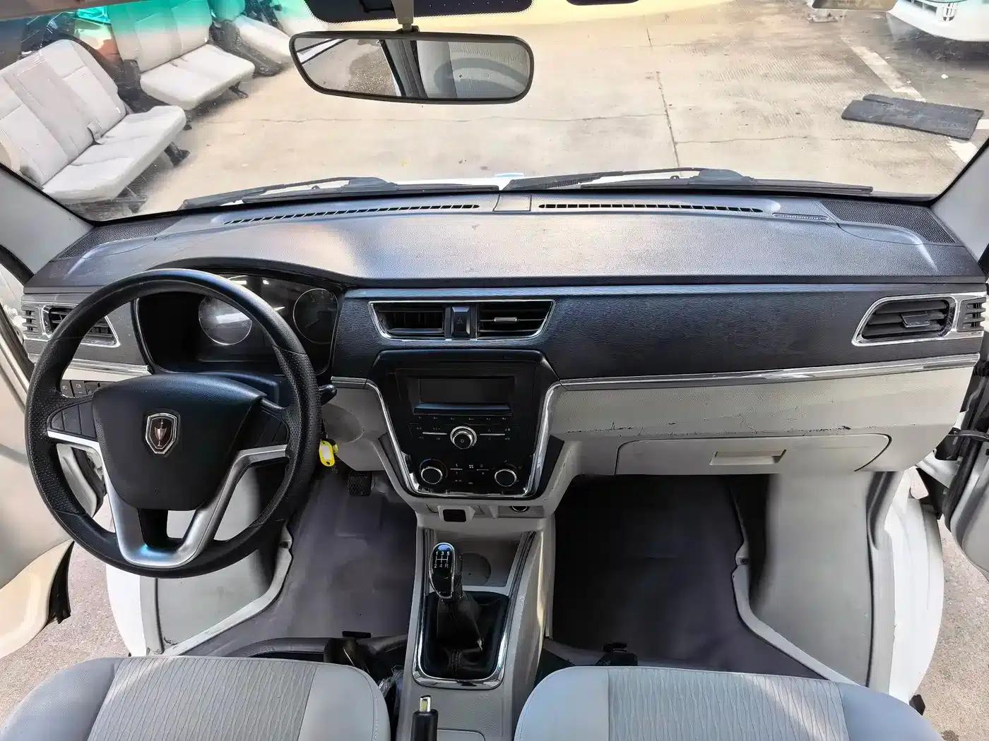 New Hiace X30L 2019 1.5L Wealth Edition National VI SWC15M — миниатюра 9