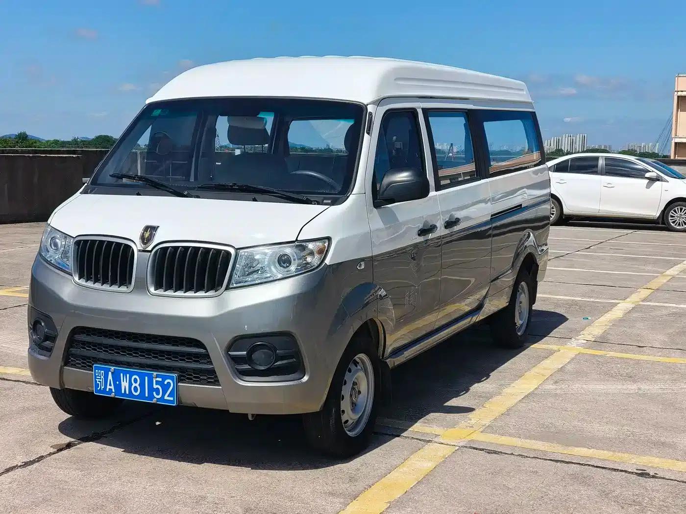 New Haishi X30L 2023 Model 1.5L Wealth Edition Bus (5/6/7 Seats, Central Air Conditioning) SWC15M — миниатюра 4