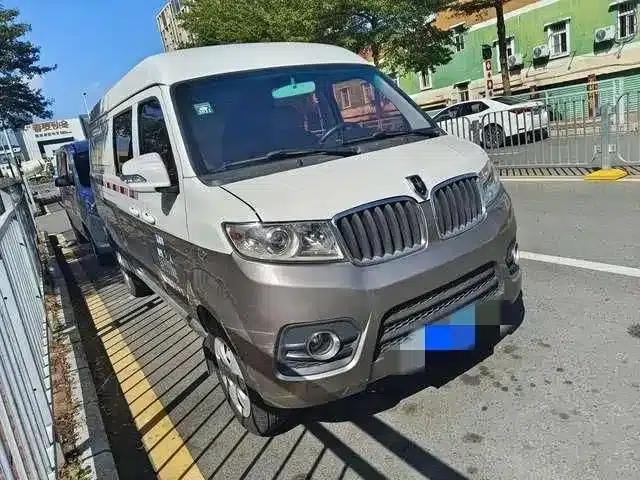 New Hiace X30L 2018 1.5L Wealth Edition DLCG14 — миниатюра 11