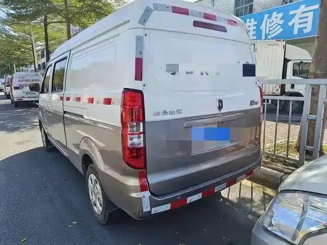 New Hiace X30L 2018 1.5L Wealth Edition DLCG14 — миниатюра 6