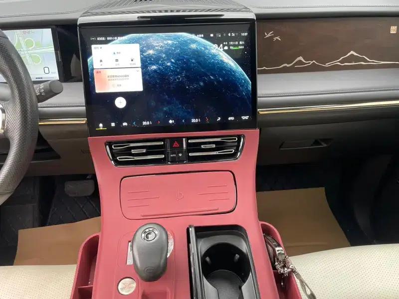 Trumpchi M8 2023 Master Series 2.0TGDI Flagship Edition — миниатюра 13