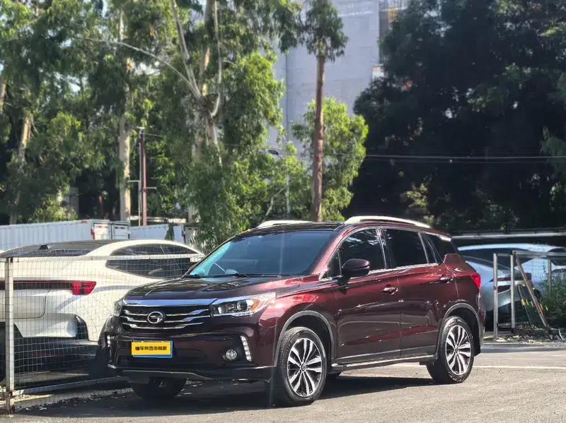 Trumpchi GS4 2016 235T Manual Deluxe Edition — миниатюра 1