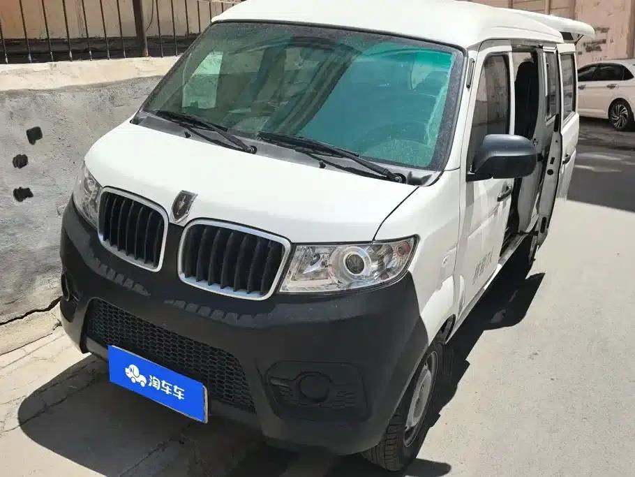 Xiaohaishi X30 2024 Model 1.5L Champion Bus (5/6/7 Seats) — миниатюра 1