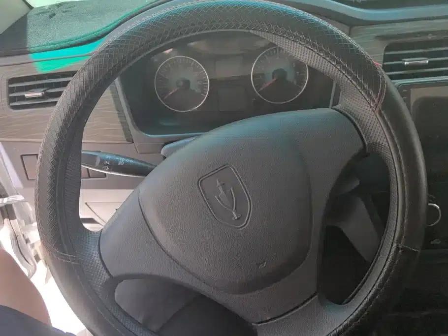 Xiaohaishi X30 2024 Model 1.5L Champion Bus (5/6/7 Seats) — миниатюра 14