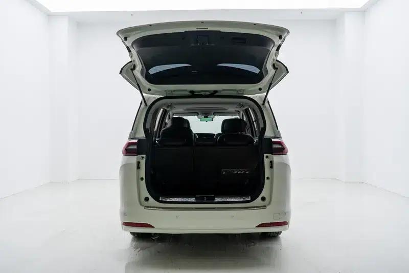 Trumpchi M6 2019 270T Automatic Luxury Edition 7-seater National V Emission Standard — миниатюра 20