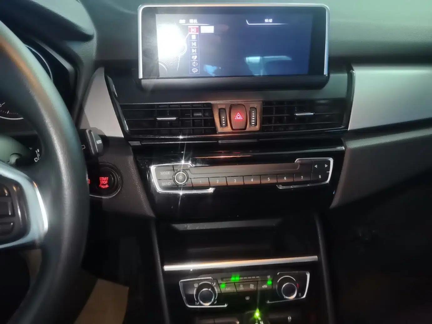 BMW 2 Series Active Tourer 2016 218i Fashion Model — миниатюра 15