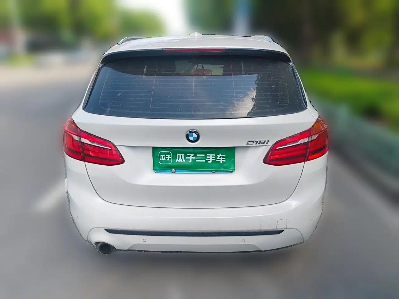 BMW 2 Series Active Tourer 2018 218i Premium Sports Package — миниатюра 5