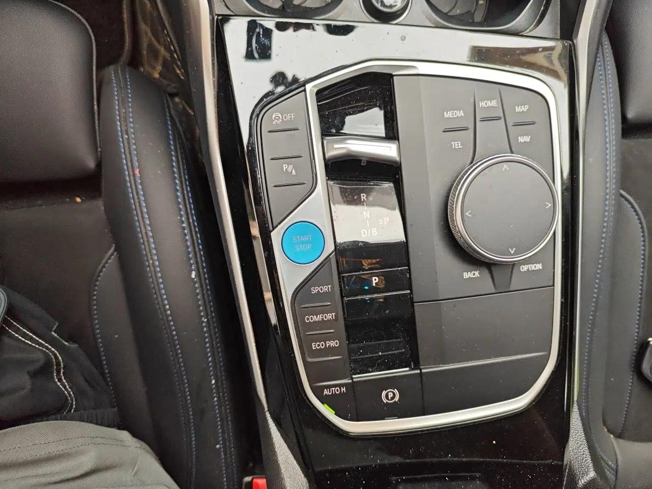 BMW i4 2023 eDrive35 — миниатюра 14