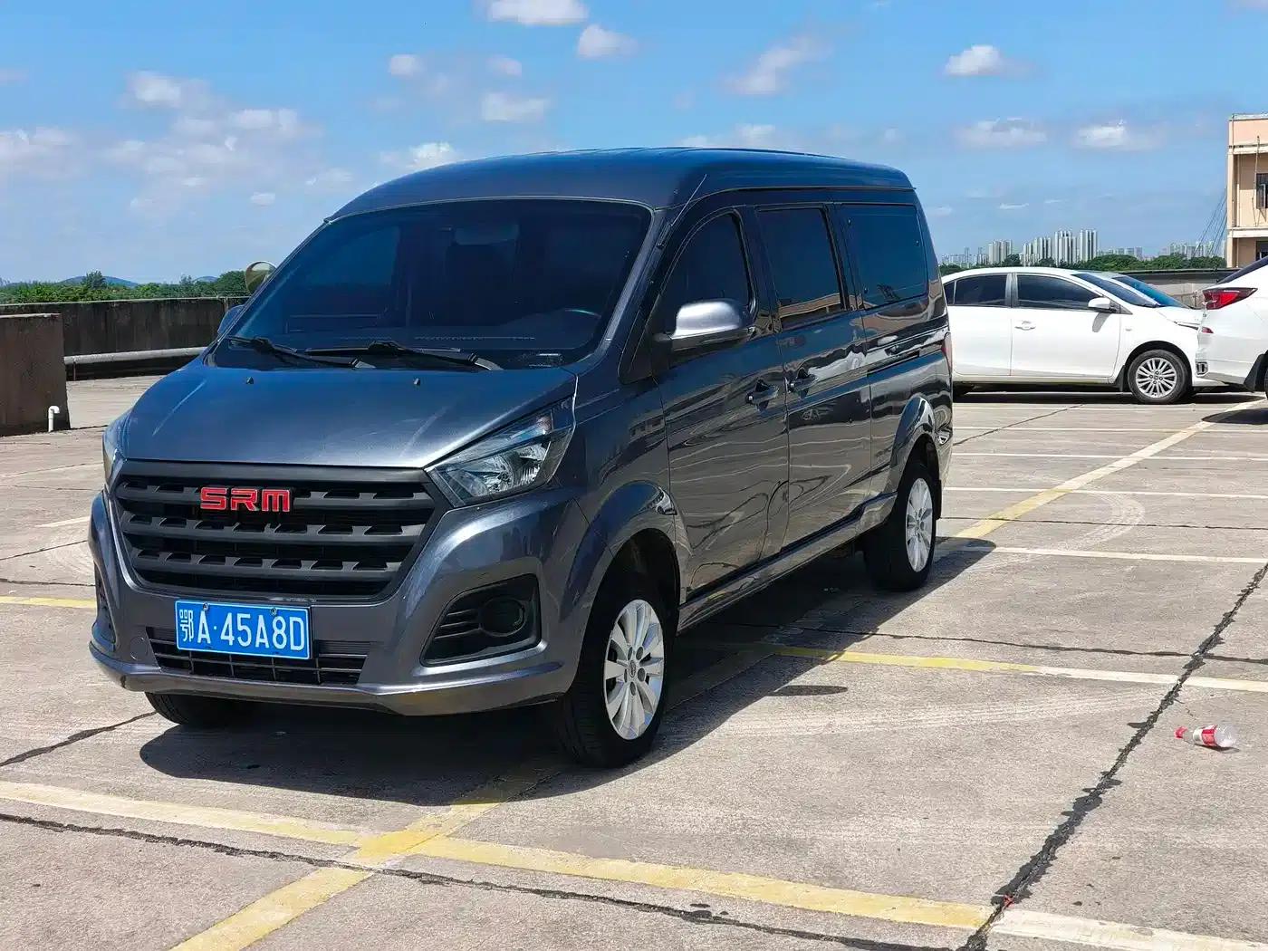 Golden Lion M Classic 2023 Model 1.5L Touring Lion Bus (5/6/7 Seats) — миниатюра 3