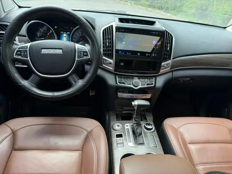 Haval H9 2016 2.0T 4WD Luxury 5-seater — миниатюра 7