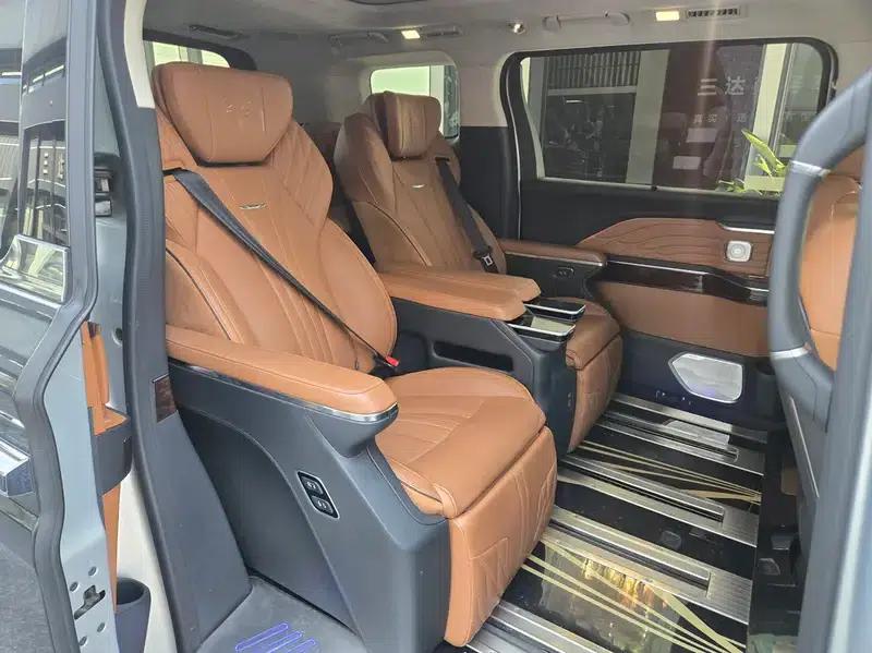 Hongqi HQ9 2022 Intelligent Flagship Edition — миниатюра 14