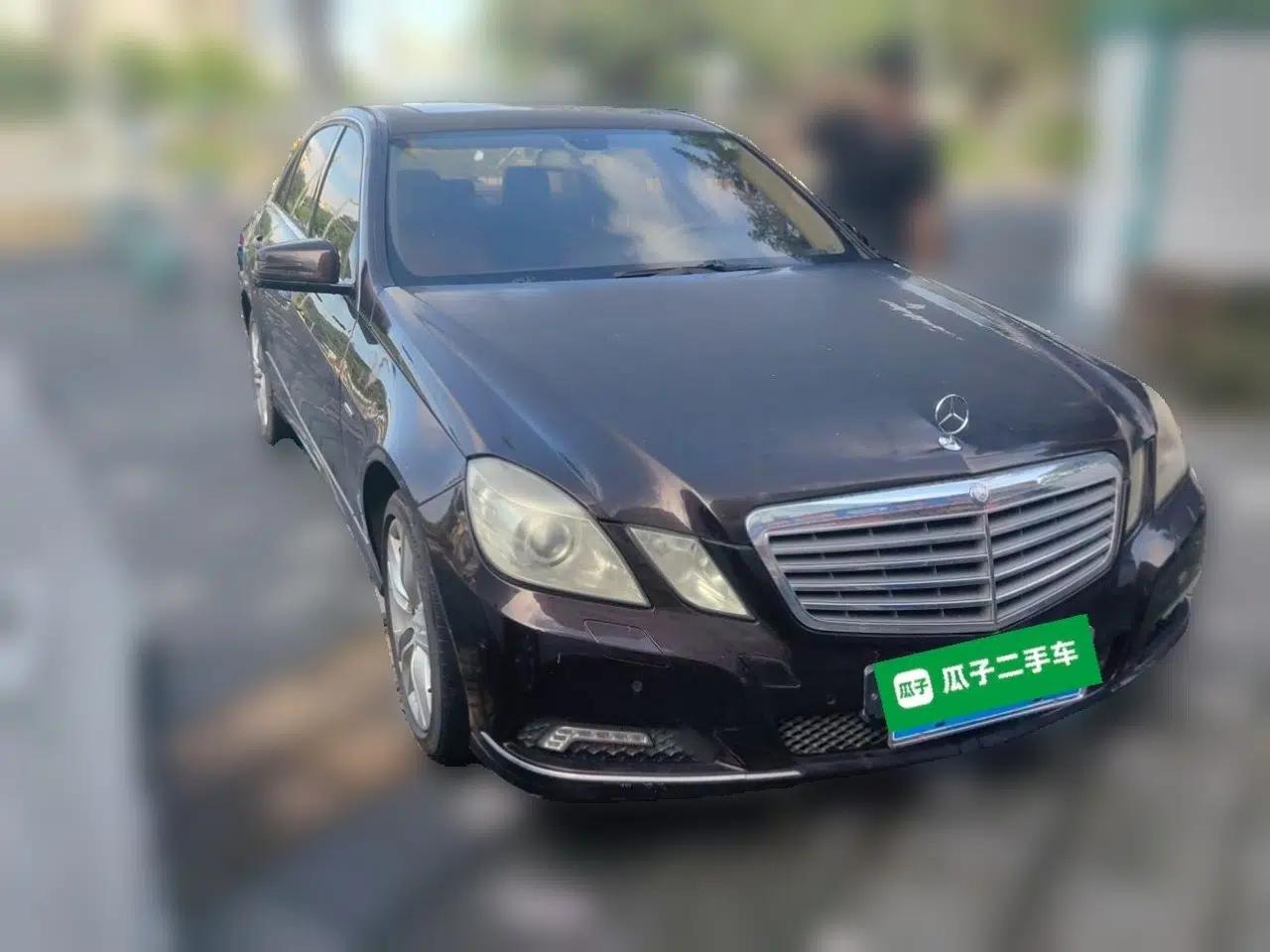 Mercedes-Benz E-Class 2010 E 200 CGI Elegant Model — миниатюра 3