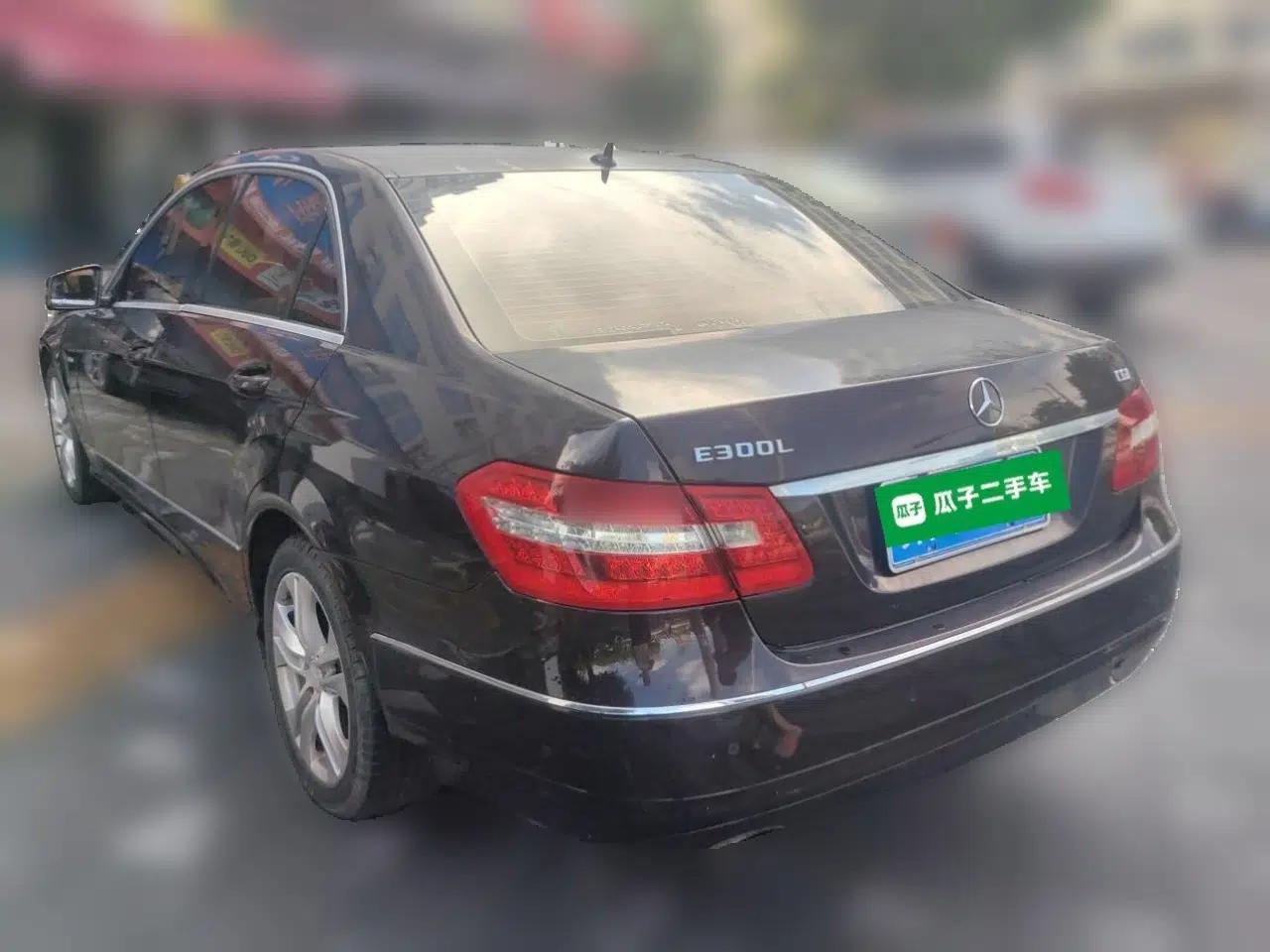 Mercedes-Benz E-Class 2010 E 200 CGI Elegant Model — миниатюра 4