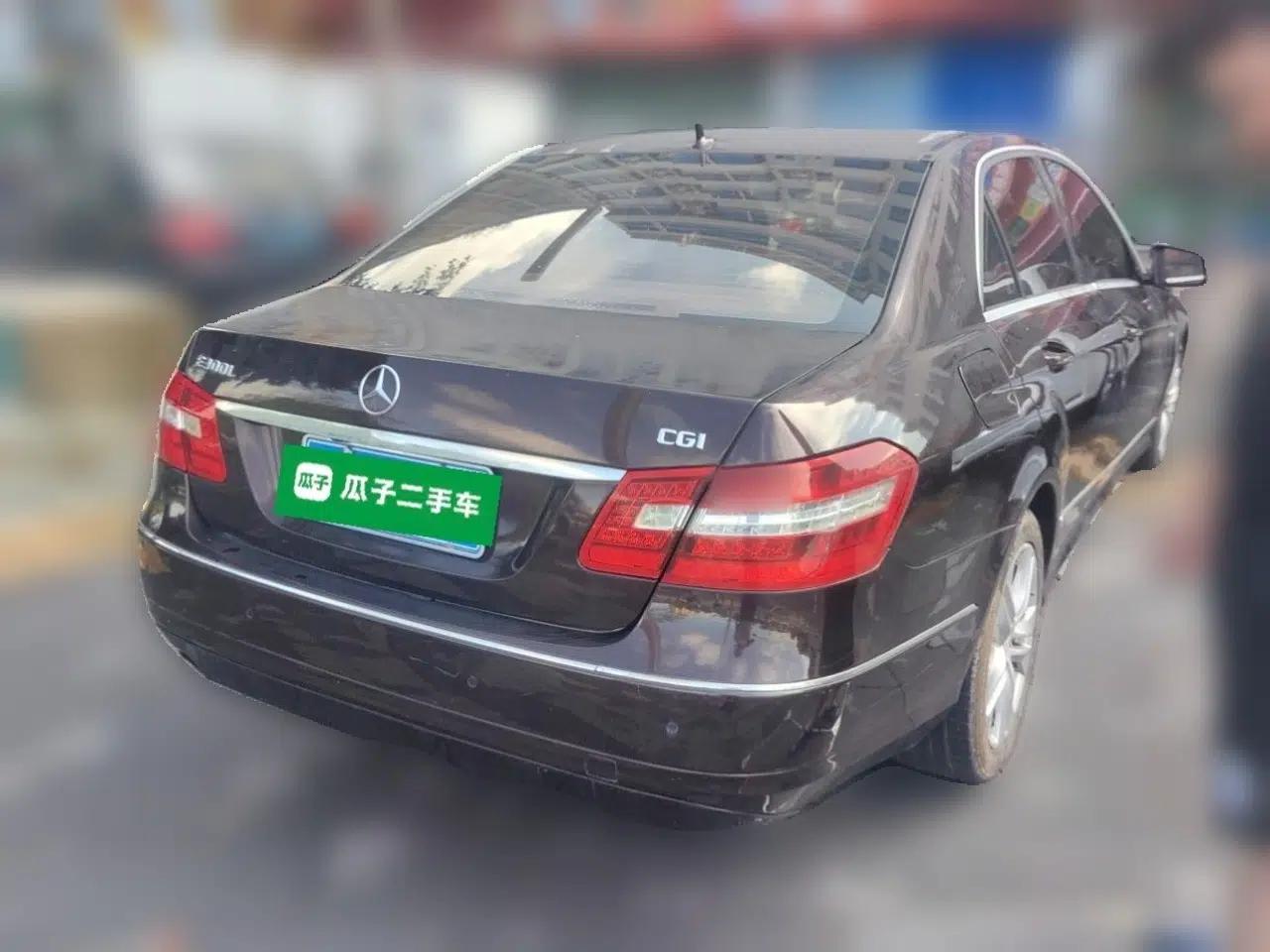 Mercedes-Benz E-Class 2010 E 200 CGI Elegant Model — миниатюра 6