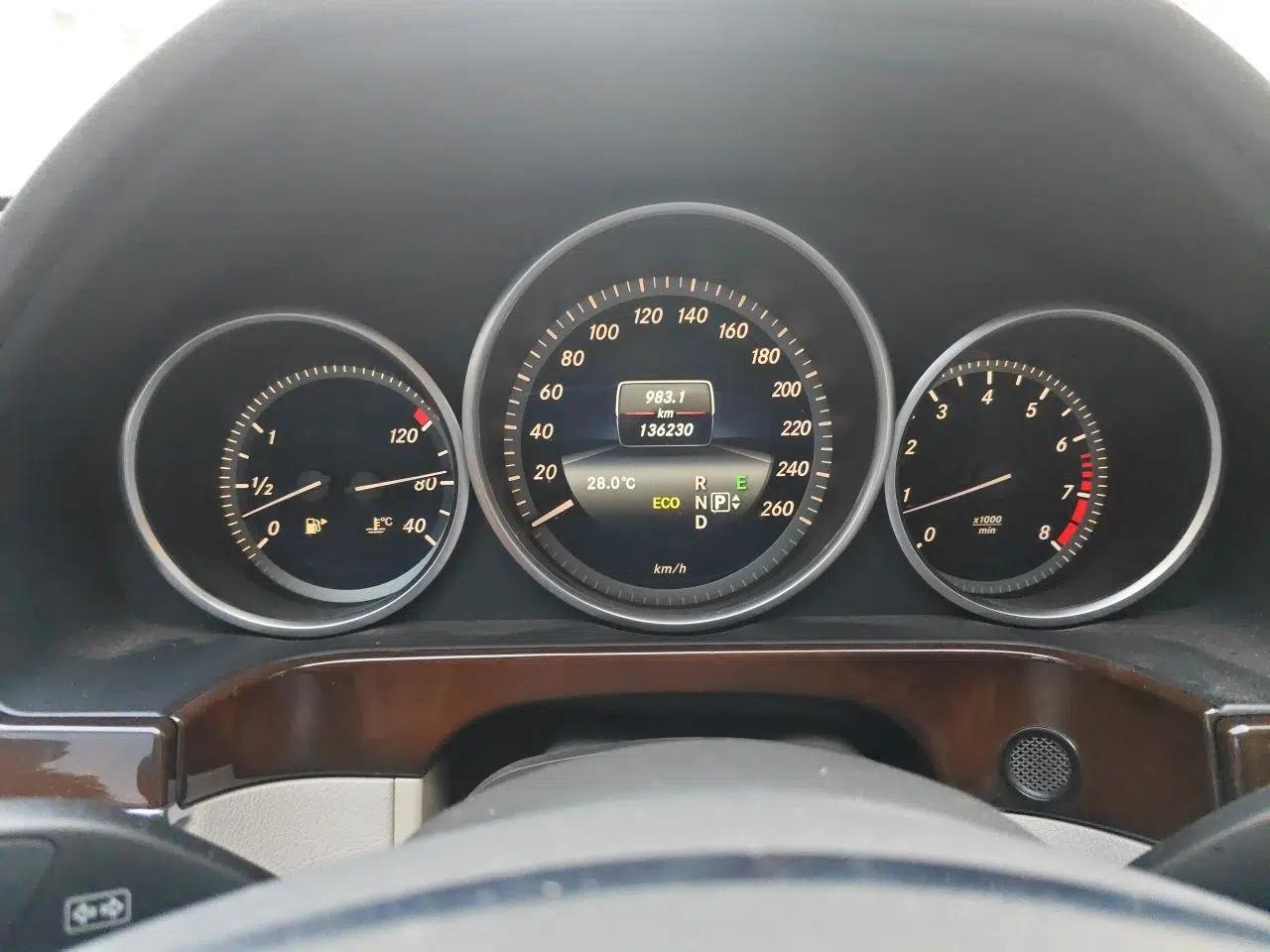 Mercedes-Benz E-Class 2014 Facelifted E 260 L Luxury Edition — миниатюра 12