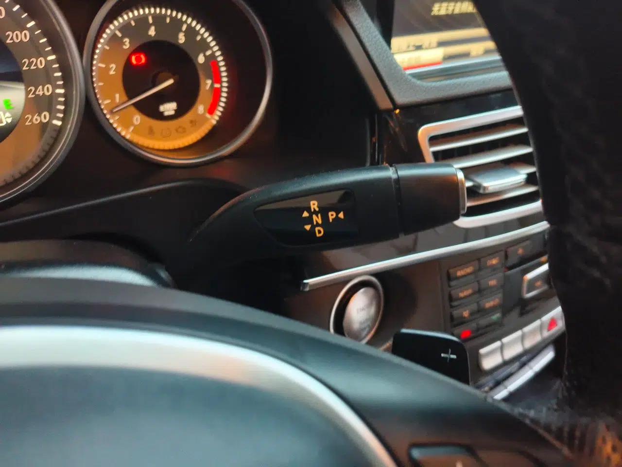 Mercedes-Benz E-Class 2015 E 260 L Sport Edition — миниатюра 14