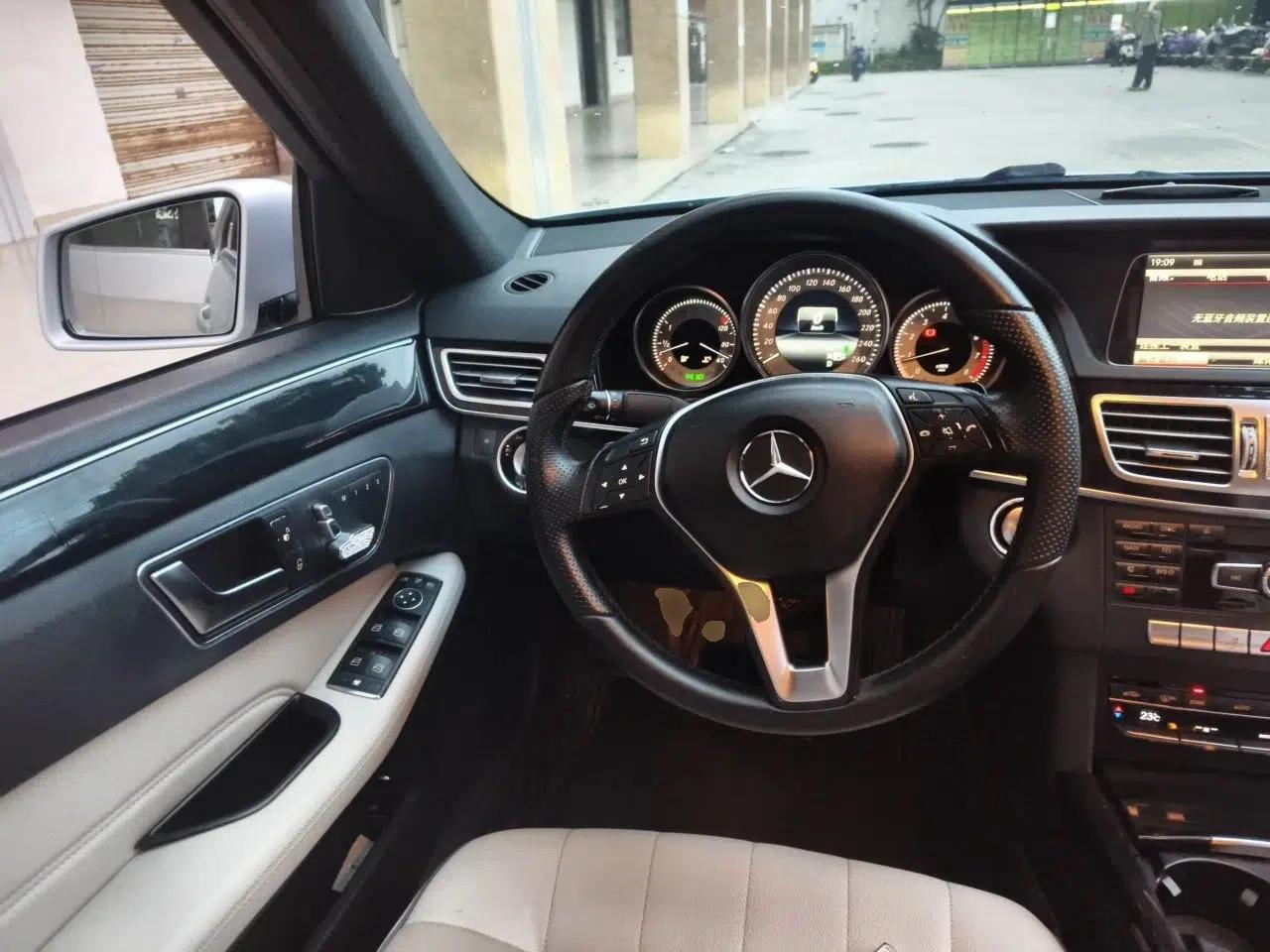 Mercedes-Benz E-Class 2015 E 260 L Sport Edition — миниатюра 10