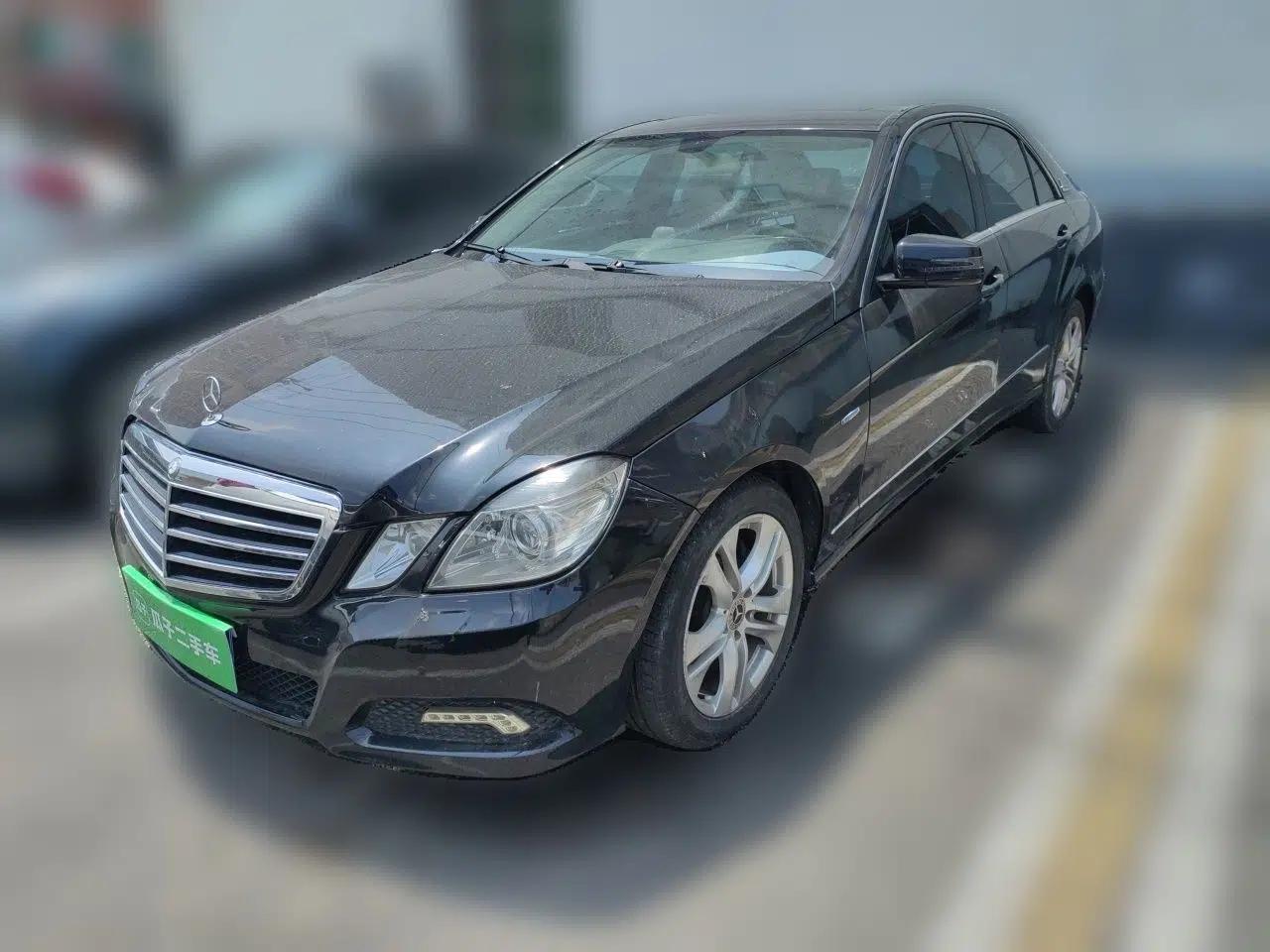 Mercedes-Benz E-Class 2010 E 260 CGI Fashion Model — миниатюра 1