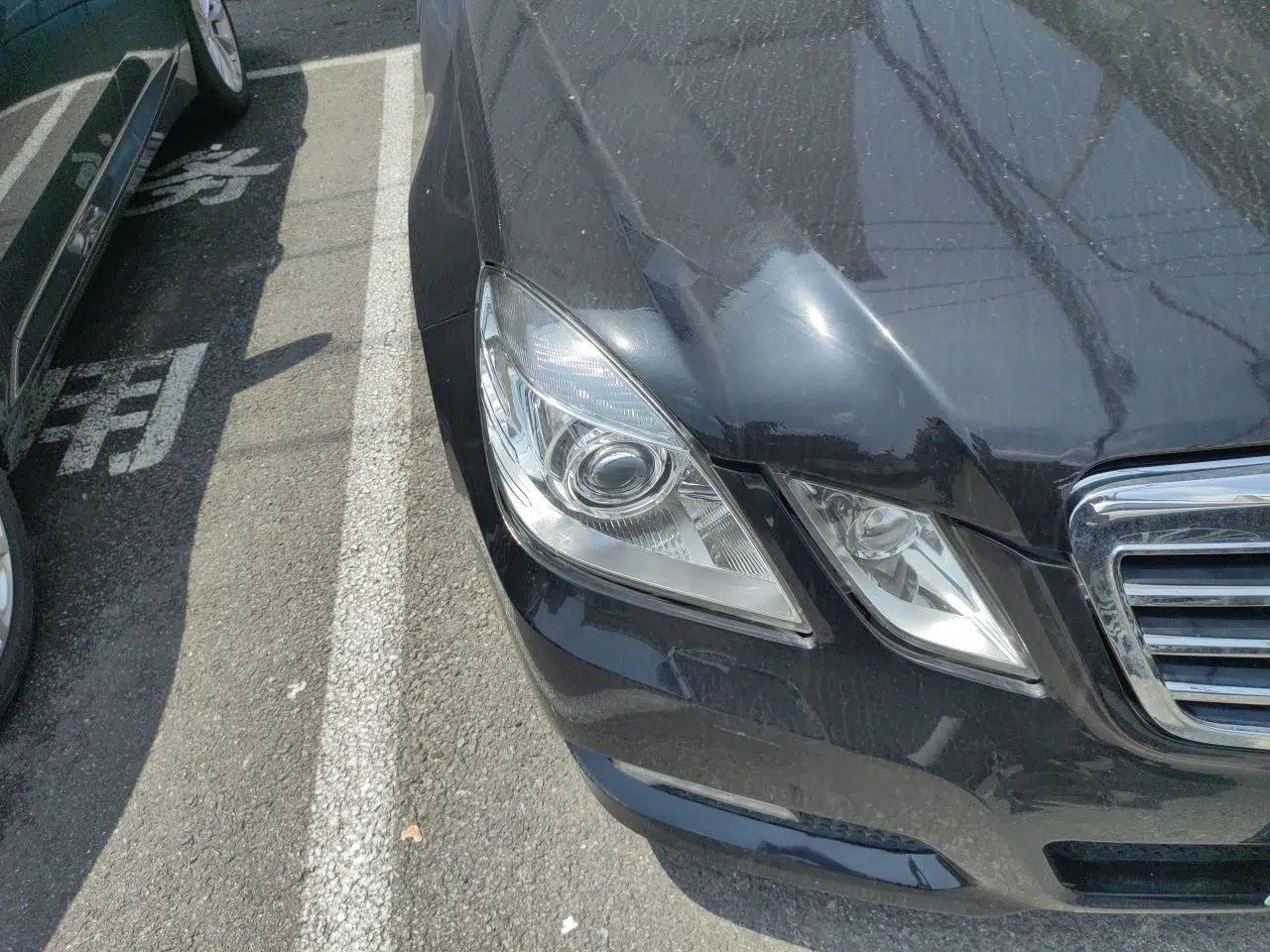 Mercedes-Benz E-Class 2010 E 260 CGI Fashion Model — миниатюра 7