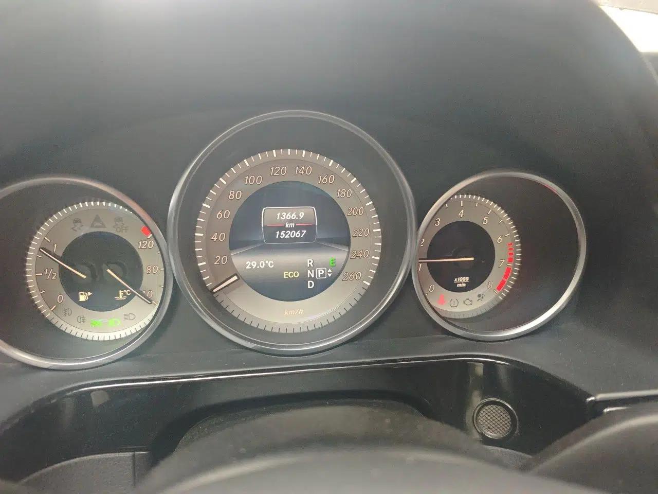 Mercedes-Benz E-Class 2014 E 260 L Sport Edition — миниатюра 12