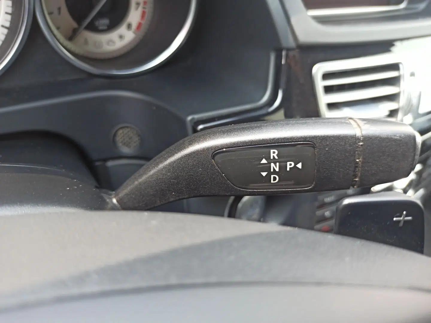 Mercedes-Benz E-Class 2015 E 320 L Sport Edition — миниатюра 14