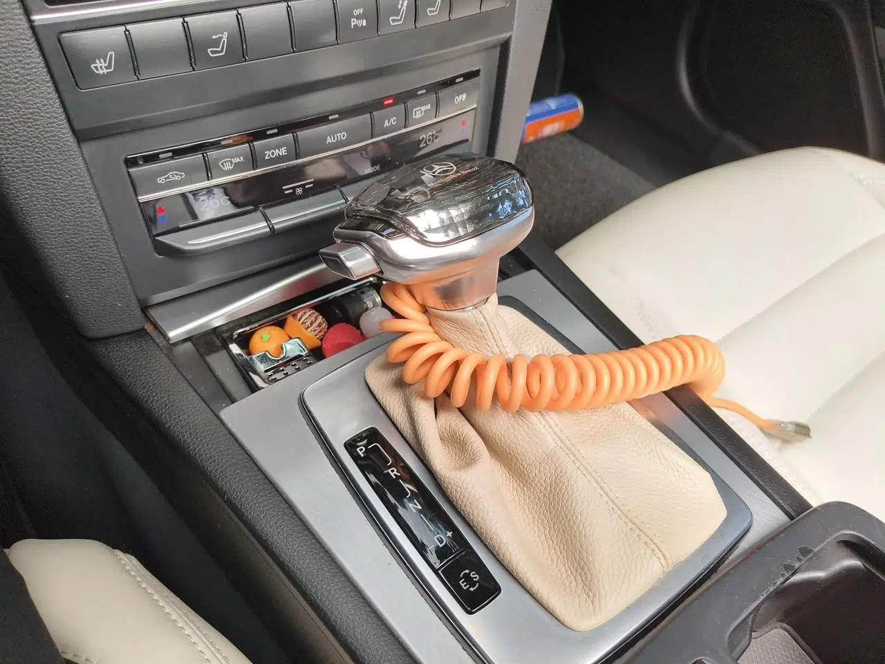 Mercedes-Benz E-Class 2010 E 260 CGI Convertible — миниатюра 14