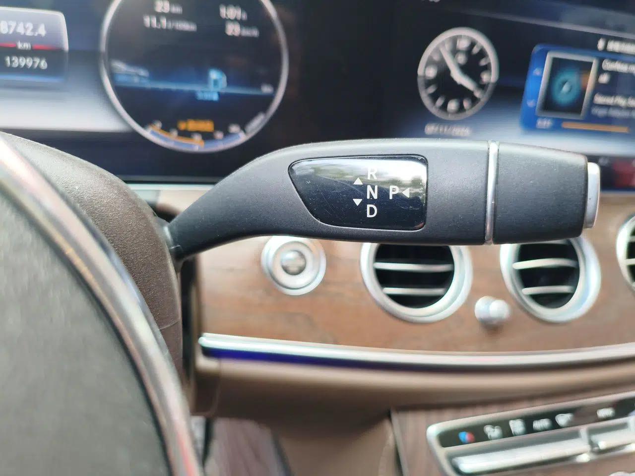 Mercedes-Benz E-Class 2018 Facelifted E 300 L Stylish Version — миниатюра 14
