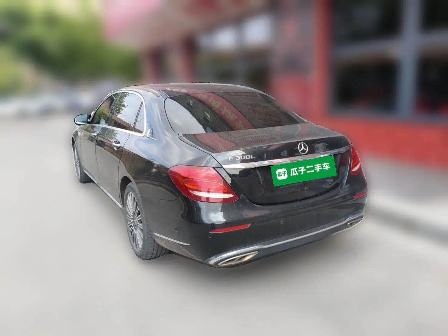 Mercedes-Benz E-Class 2018 Facelifted E 300 L Stylish Version — миниатюра 4