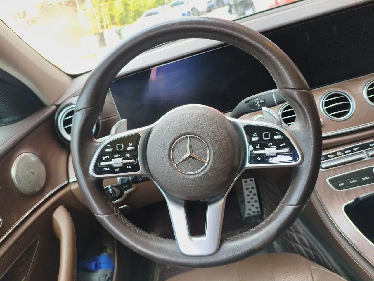 Mercedes-Benz E-Class 2018 Facelifted E 300 L Stylish Version — миниатюра 10