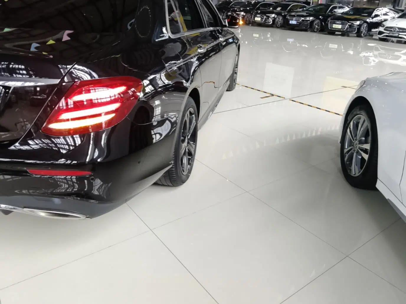 Mercedes-Benz E-Class 2018 Facelift E 200 L Sport Edition — миниатюра 9