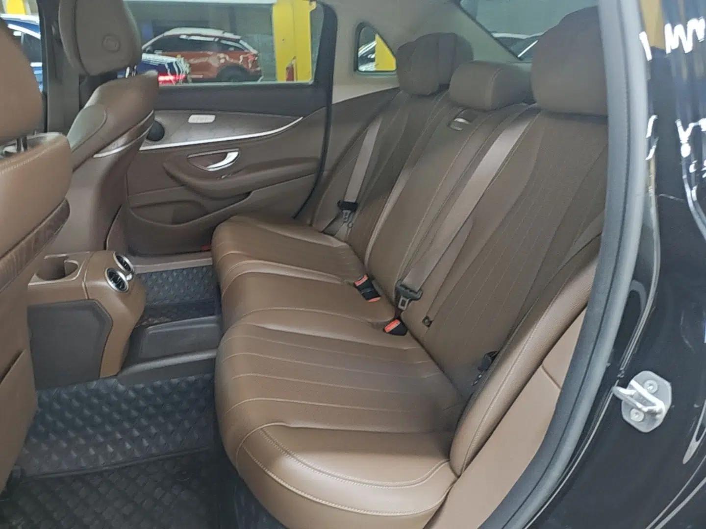 Mercedes-Benz E-Class 2019 E 260 L — миниатюра 20