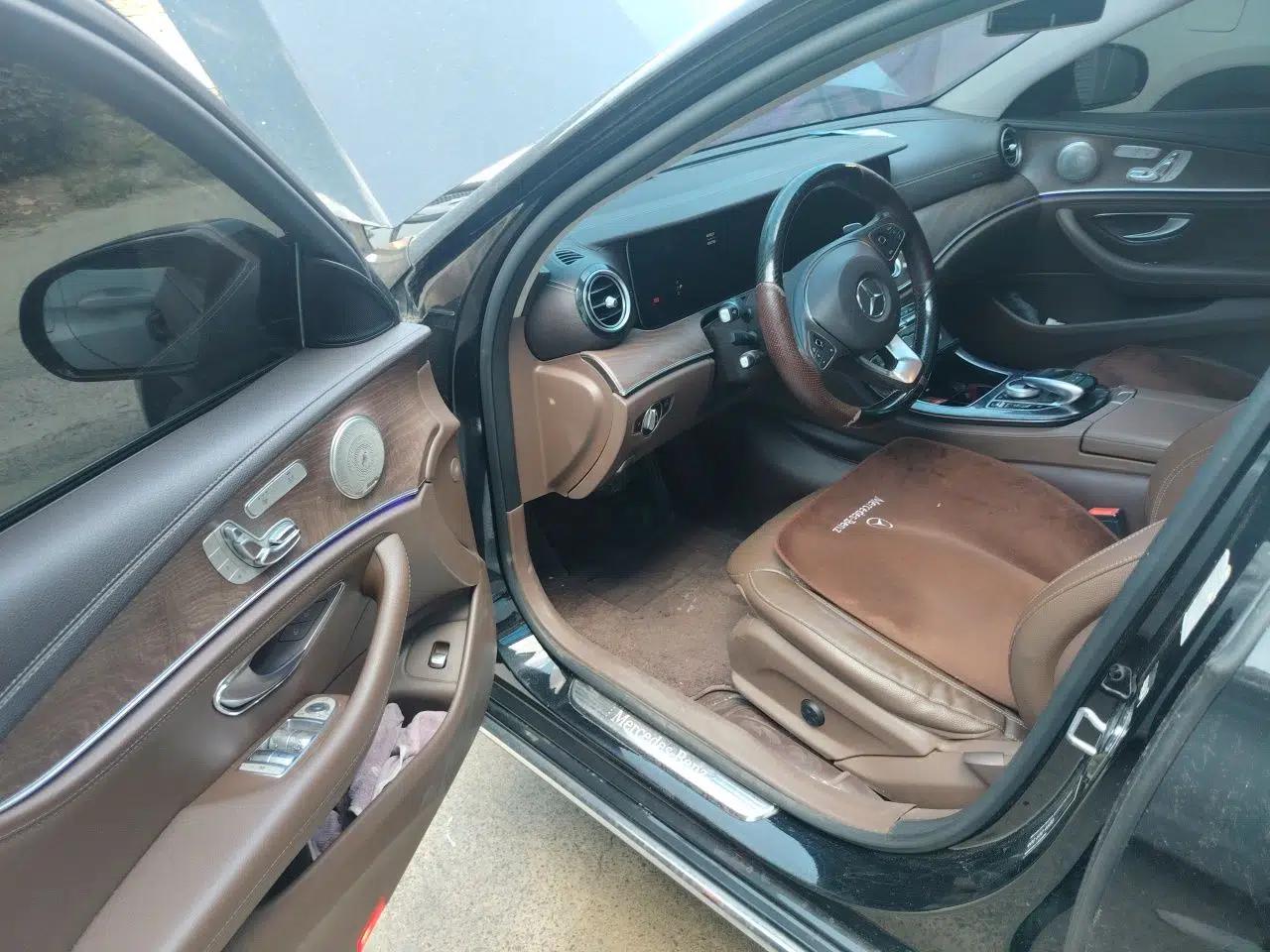 Mercedes-Benz E-Class 2018 Facelifted E 300 L Stylish Version — миниатюра 16