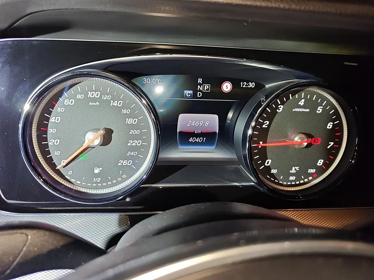 Mercedes-Benz E-Class 2017 E 200 Sport — миниатюра 12
