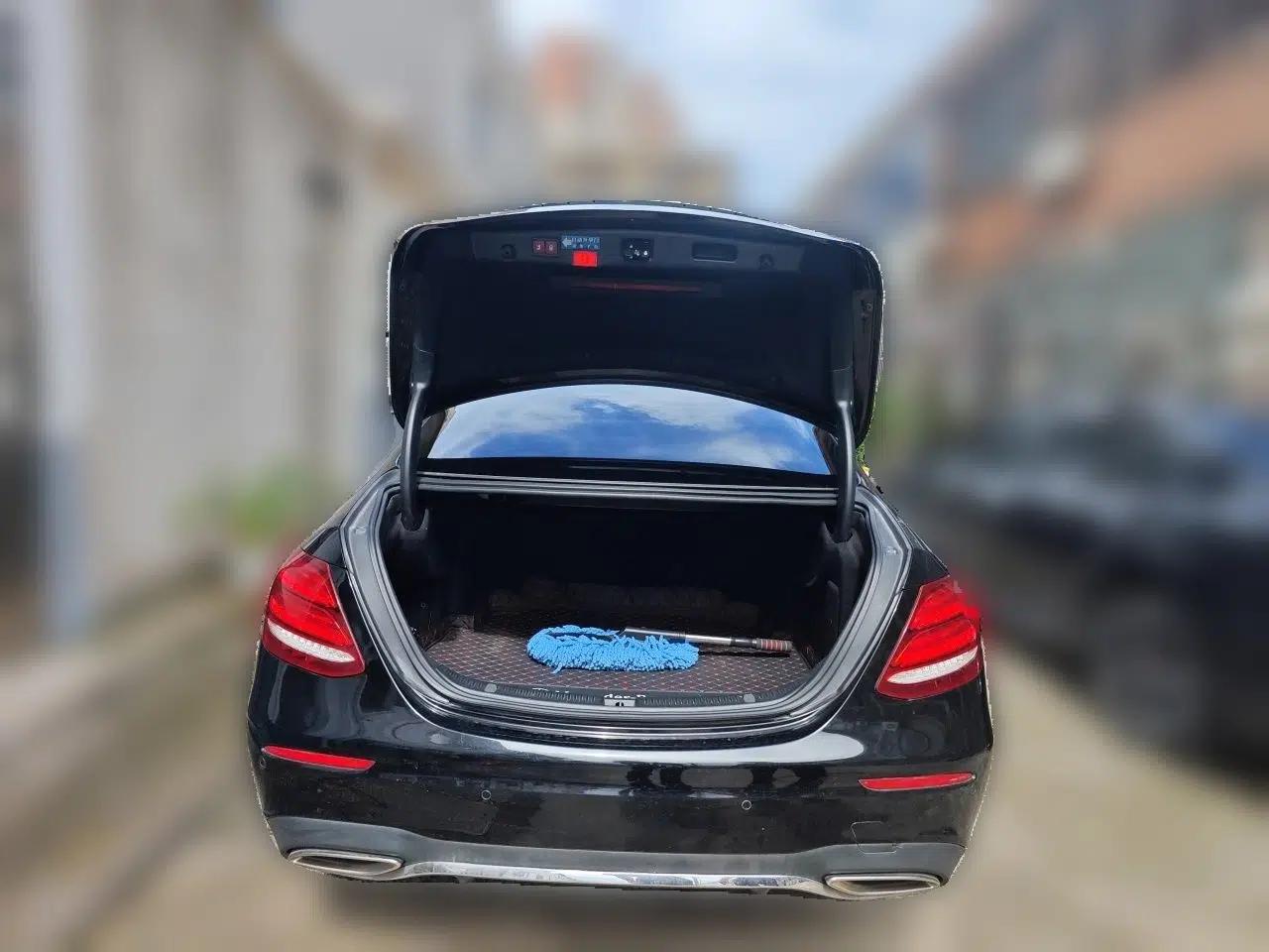 Mercedes-Benz E-Class 2018 Facelift E 200 L Sport Edition — миниатюра 19