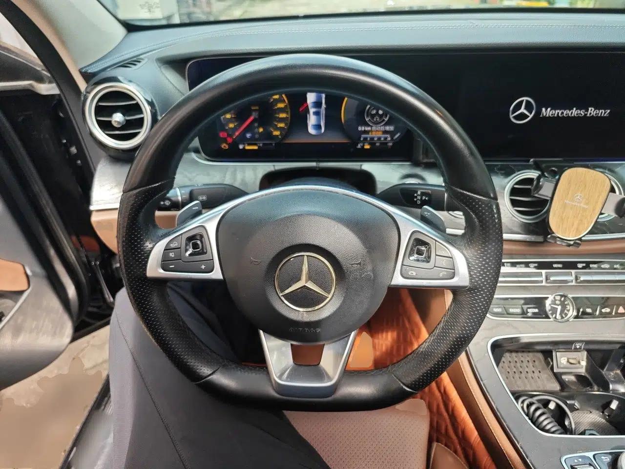 Mercedes-Benz E-Class 2018 Facelift E 200 L Sport Edition — миниатюра 10